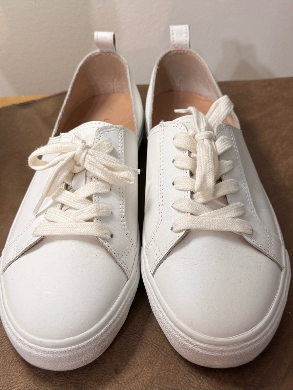 Lucky brand leather sneakers